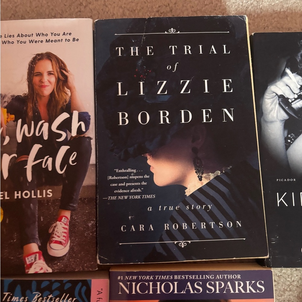 Assorted Book Collection - Picture 3 of 7